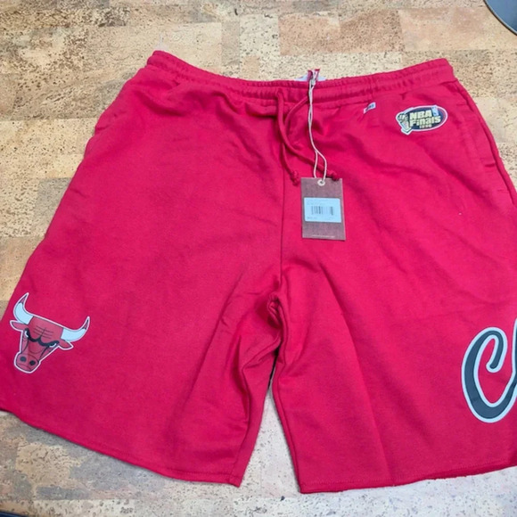 Mitchell & Ness Mens Game Day FT Chicago Bulls Shorts Drawstring Red 2XL NWT - Picture 2 of 11
